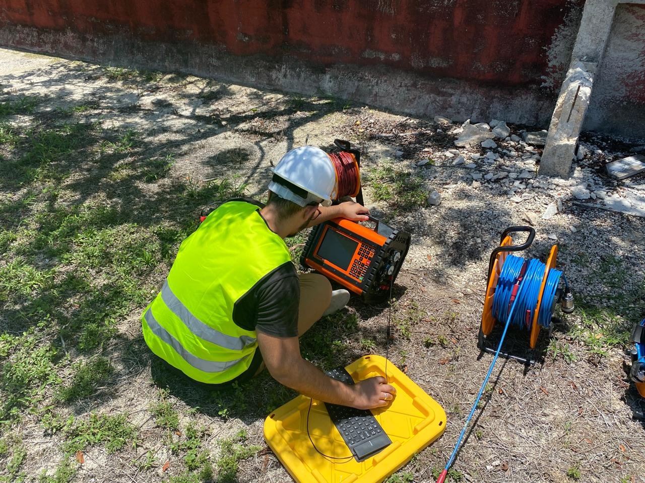 Trabajo de campo geofísica